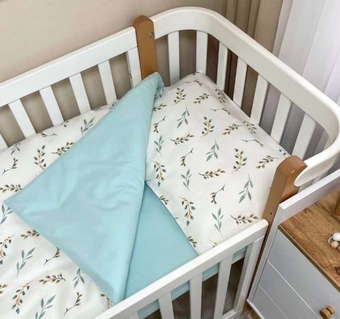 Set lenjerie de schimb pentru patut bebe 3 piese Crengute turcoise (3)